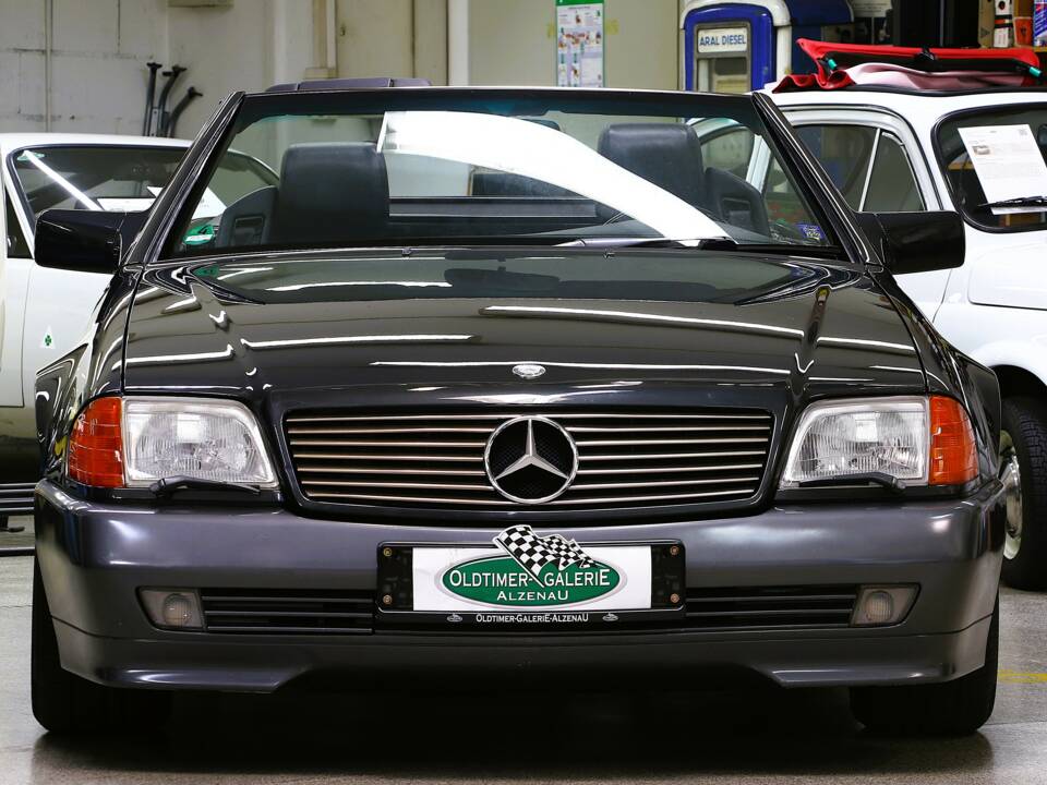 Image 2/24 de Mercedes-Benz 300 SL-24 (1993)