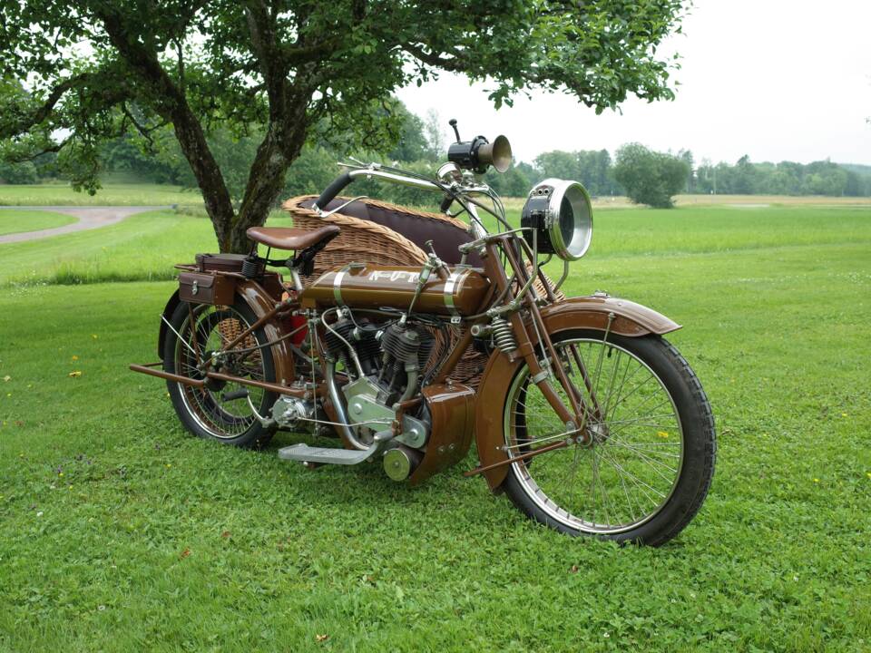 Bild 3/30 von NUT 6 HP (1914)