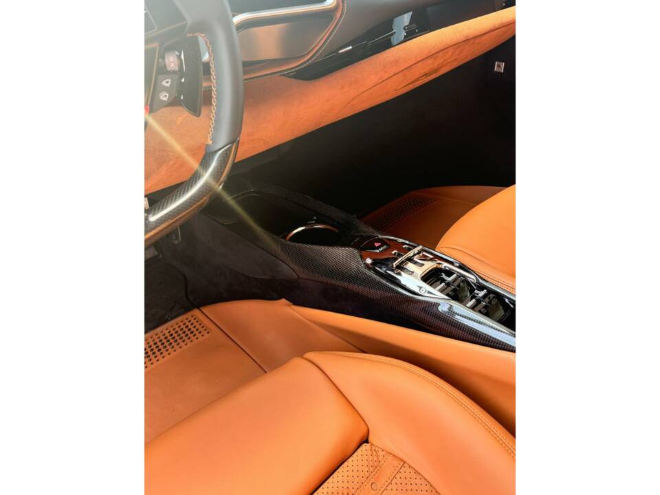 Image 9/10 of Ferrari 296 GTS (2023)