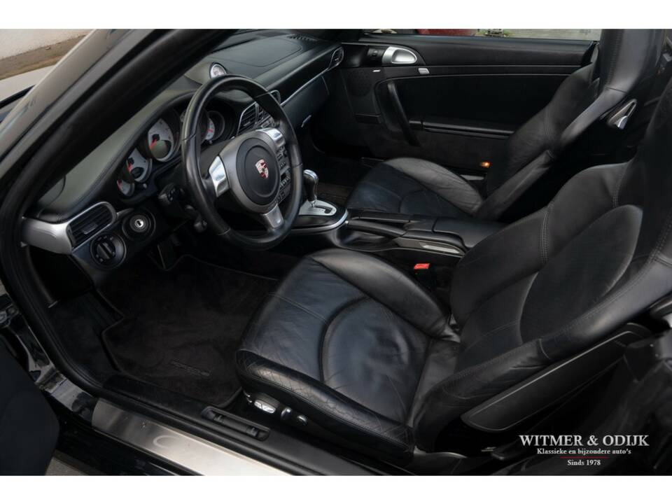 Bild 3/29 von Porsche 911 Carrera 4S (2006)