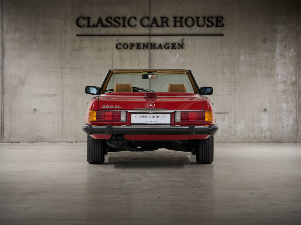 Image 4/89 of Mercedes-Benz 560 SL (1986)