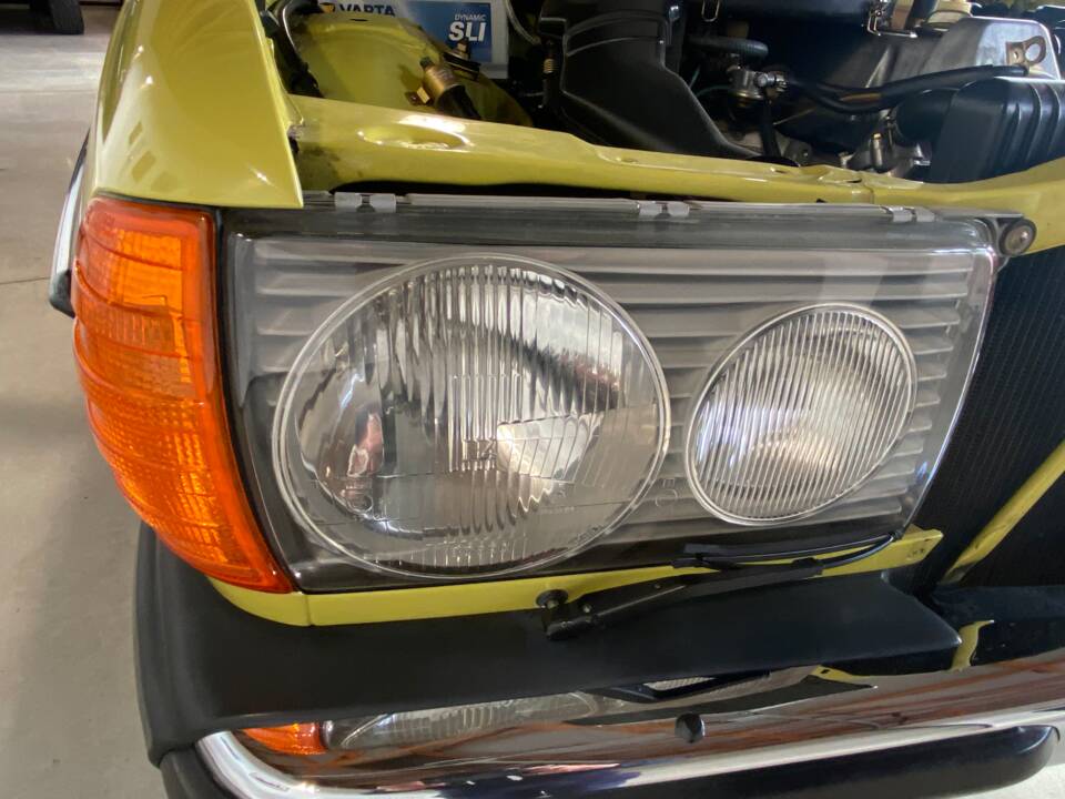 Bild 50/71 von Mercedes-Benz 250 (1979)