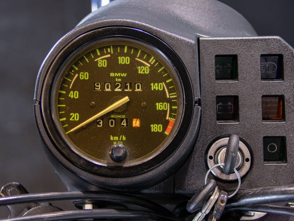 Image 21/50 of BMW R 80 GS (1988)