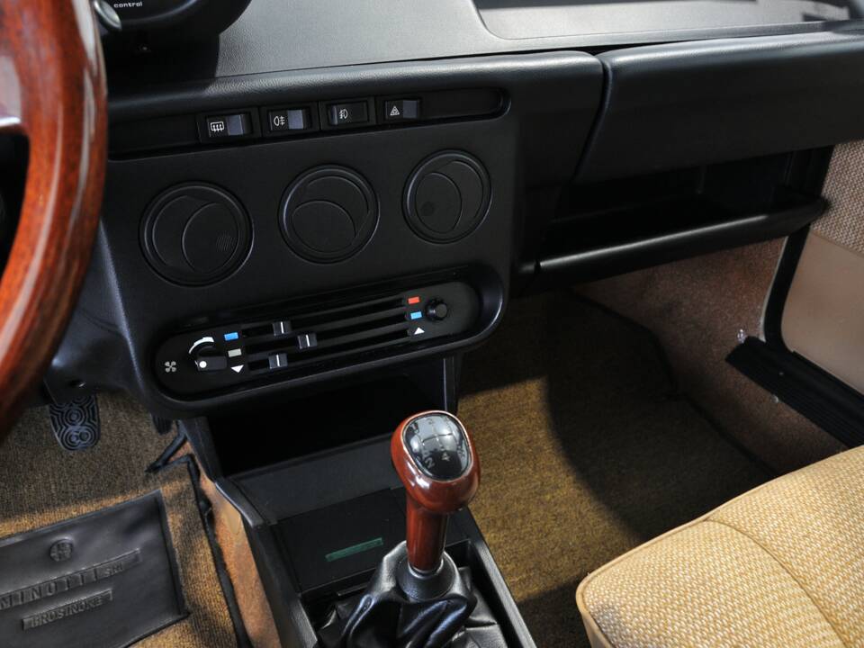 Bild 43/50 von Alfa Romeo Giulietta 1.8 (1985)