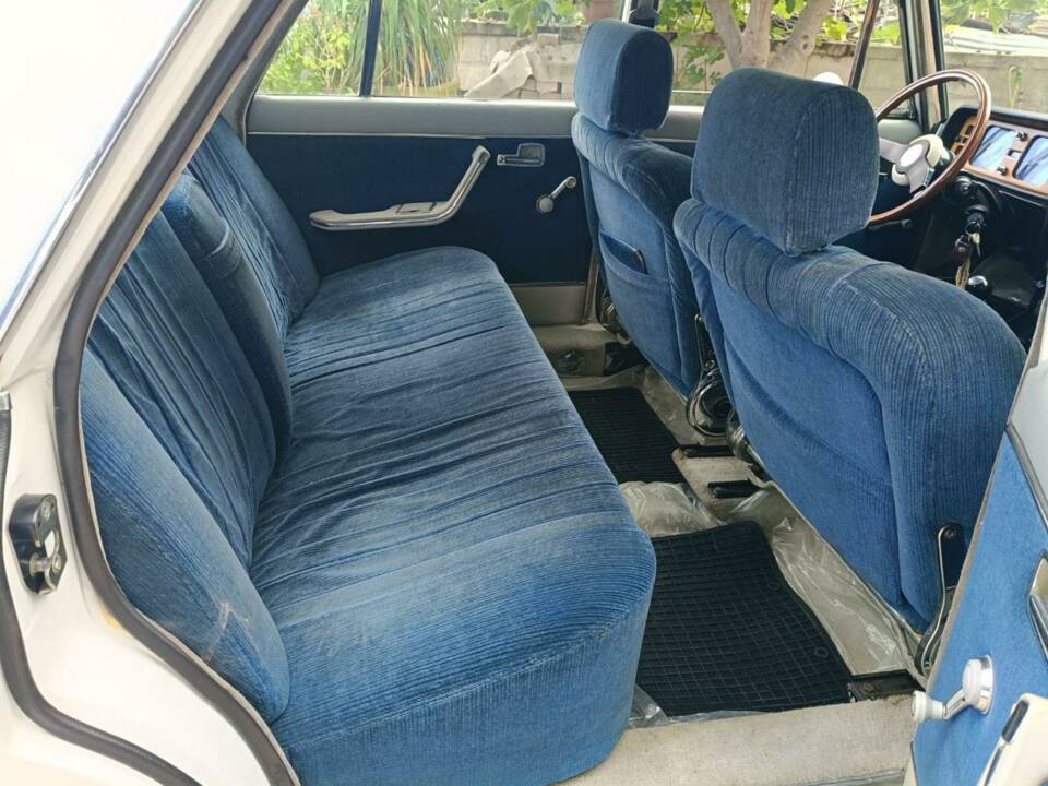 Immagine 43/50 di Lancia Flavia 2000 (1974)