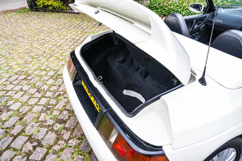 Bild 42/50 von Lotus Elan (1991)