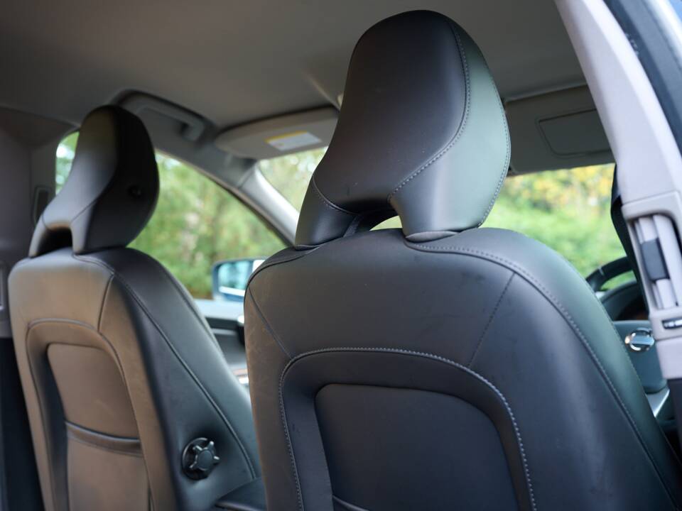 Bild 37/50 von Volvo XC60 T6 (2014)