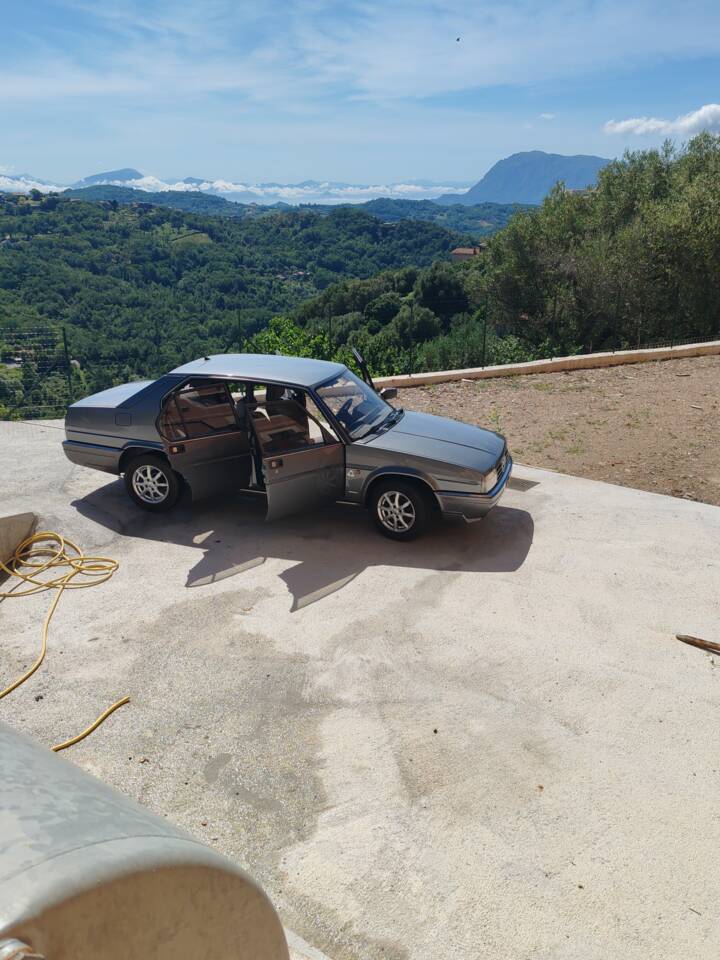 Image 29/31 of Alfa Romeo 90 2.0 (1984)