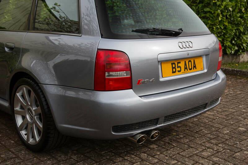 Image 9/50 de Audi RS4 Avant (2001)