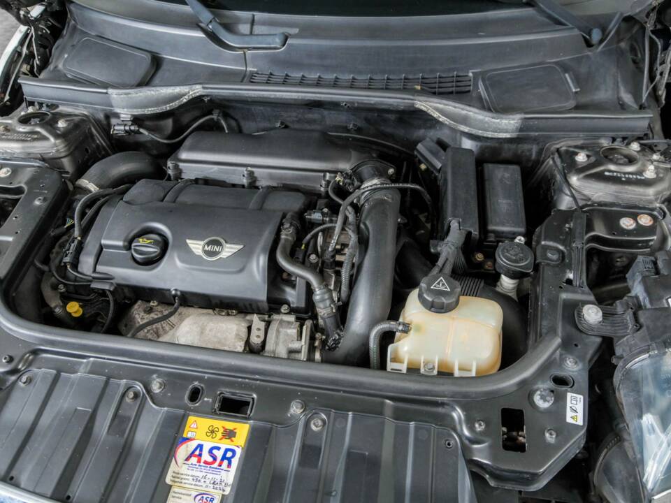 Immagine 44/50 di Mini Cooper S Countryman ALL4 (2010)