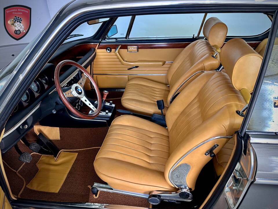 Image 43/63 de BMW 3.0 CSi (1972)