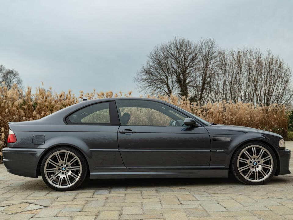 Image 4/50 of BMW M3 (2002)