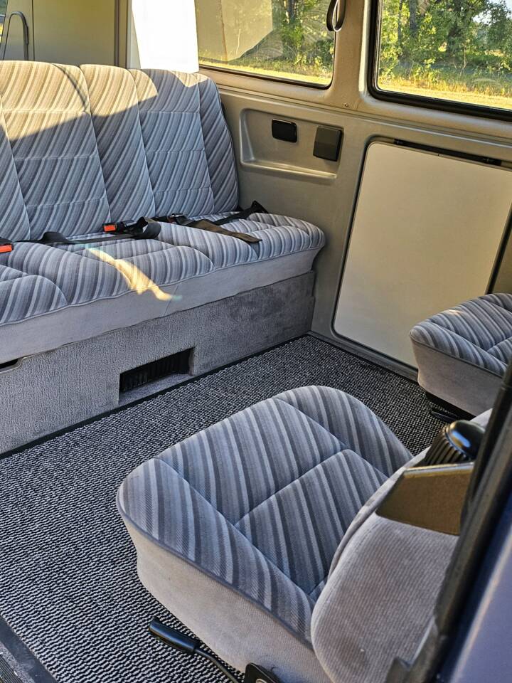 Bild 5/17 von Volkswagen T3 Multivan 1.6 TD Bluestar &quot;Hannover Edition&quot; (1989)