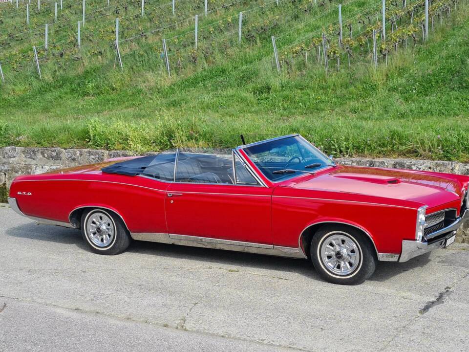 Image 2/23 of Pontiac GTO (1967)