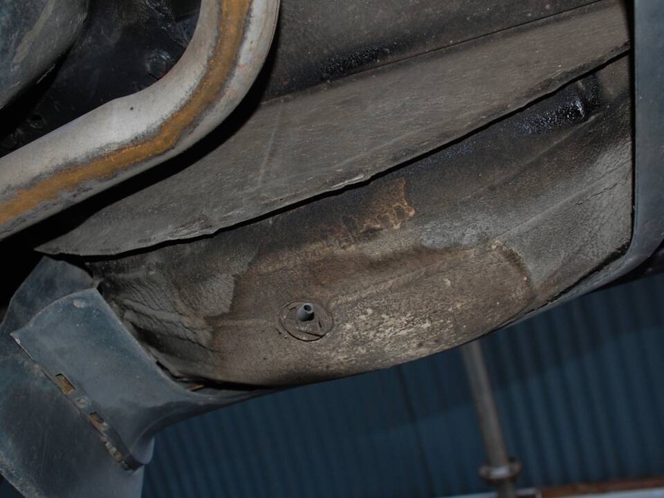 Afbeelding 43/45 van Volvo 245 GL (1991)