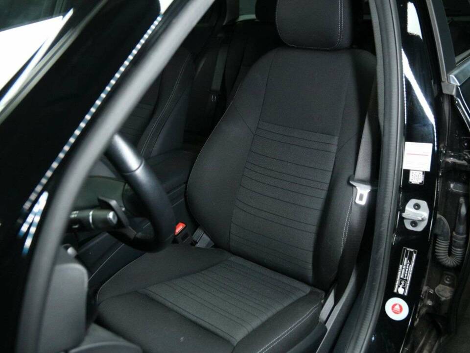 Bild 15/49 von Mercedes-Benz C 220 d 4MATIC (2021)