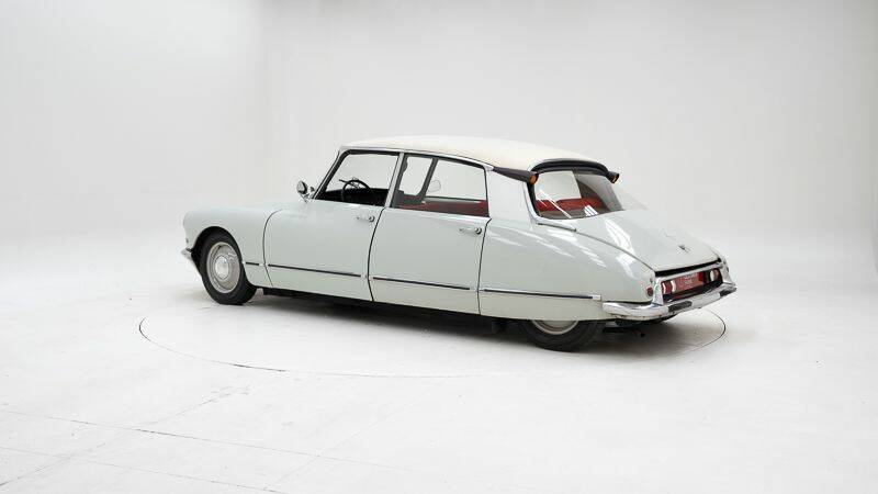 Bild 4/15 von Citroën ID 19 Break (1965)