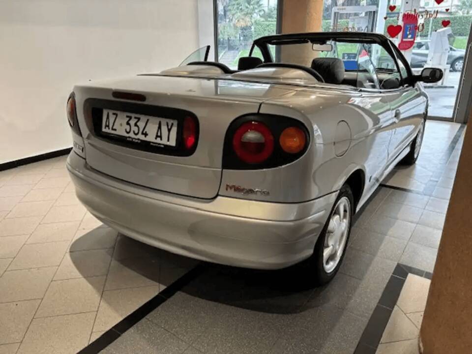 Image 6/13 of Renault Mégane 1.6 e (1998)