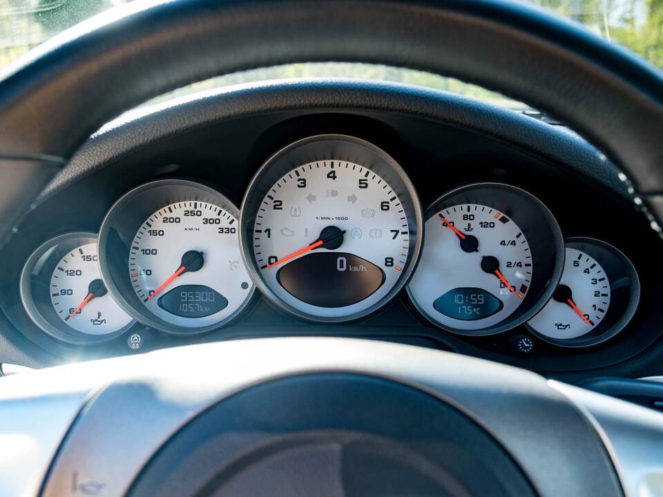 Image 22/34 de Porsche 911 Targa 4S (2008)