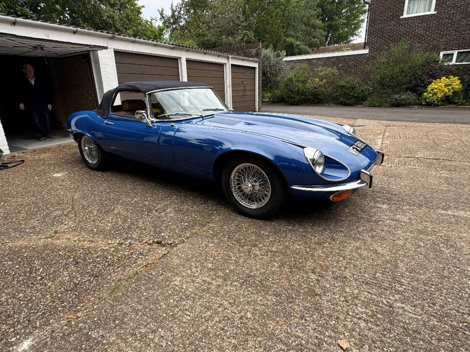 Image 2/32 de Jaguar Type E V12 (1973)