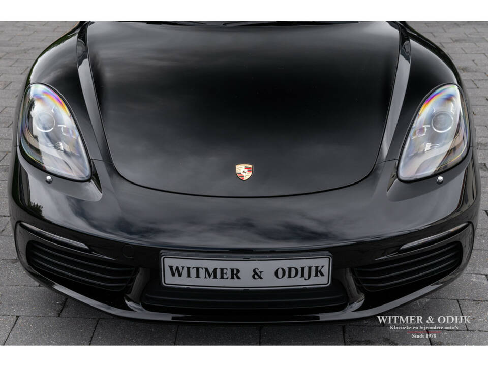Image 23/30 of Porsche 718 Boxster (2016)