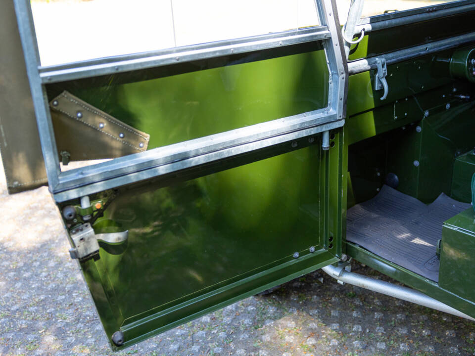 Bild 26/50 von Land Rover 80 (1948)