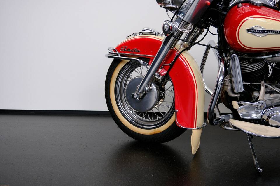Image 44/75 of Harley-Davidson FL Panhead (1965)