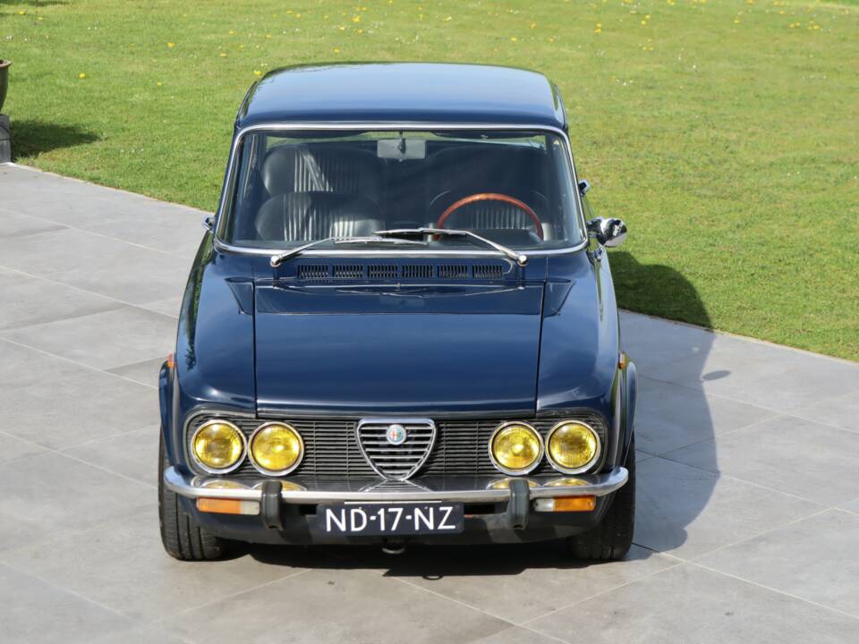 Image 8/50 of Alfa Romeo Giulia Nuova Super 1600 (1978)
