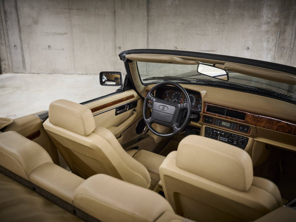 Bild 44/92 von Jaguar XJS 6.0 (1994)