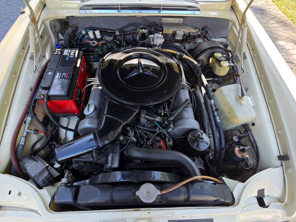 Immagine 13/16 di Mercedes-Benz 280 SE 3,5 (1970)