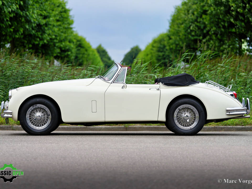 Image 3/51 de Jaguar XK 150 DHC (1959)