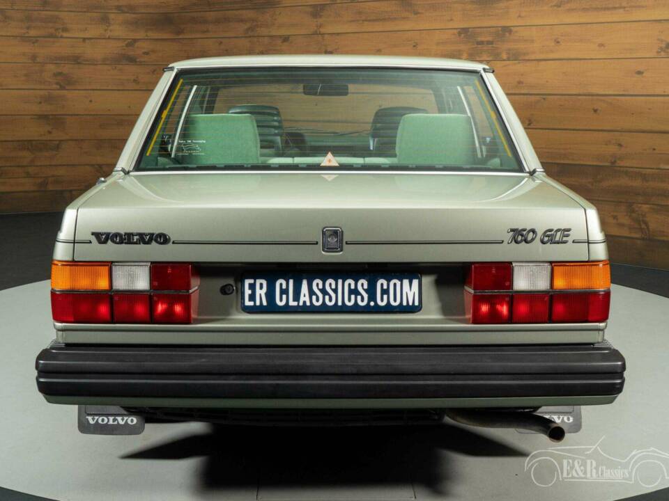 Image 14/19 of Volvo 760 GLE (1983)
