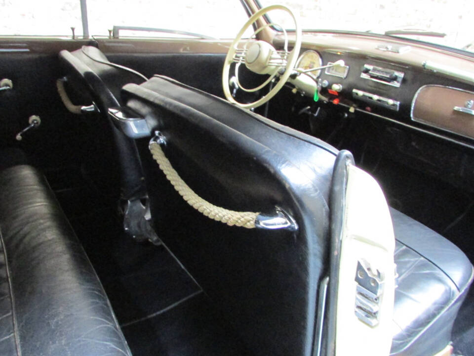 Imagen 16/19 de BMW 502 Baur (1954)