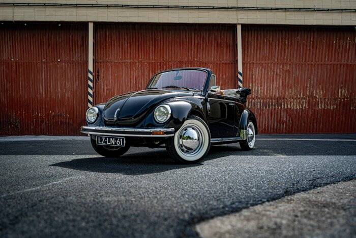 Image 3/7 of Volkswagen Beetle 1303 (1977)