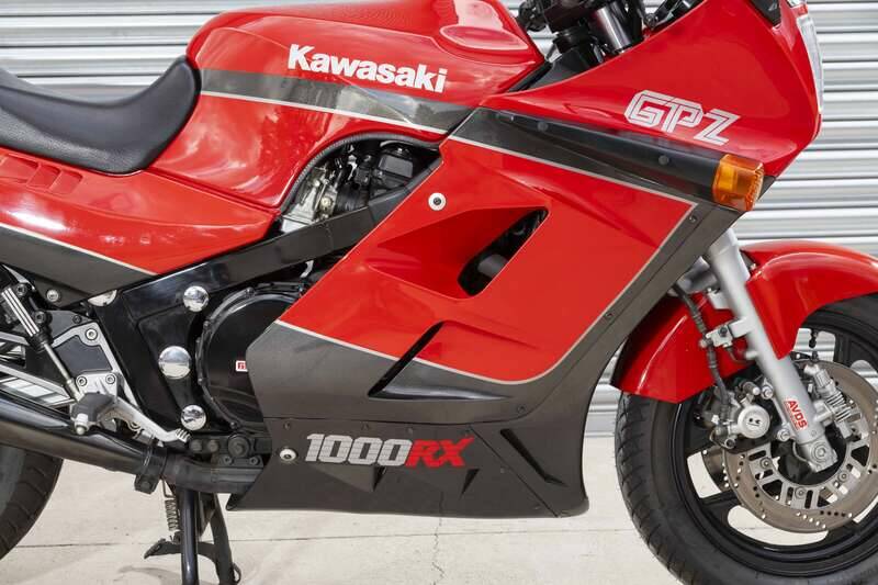 Bild 9/49 von Kawasaki GPz 1000RX (1987)