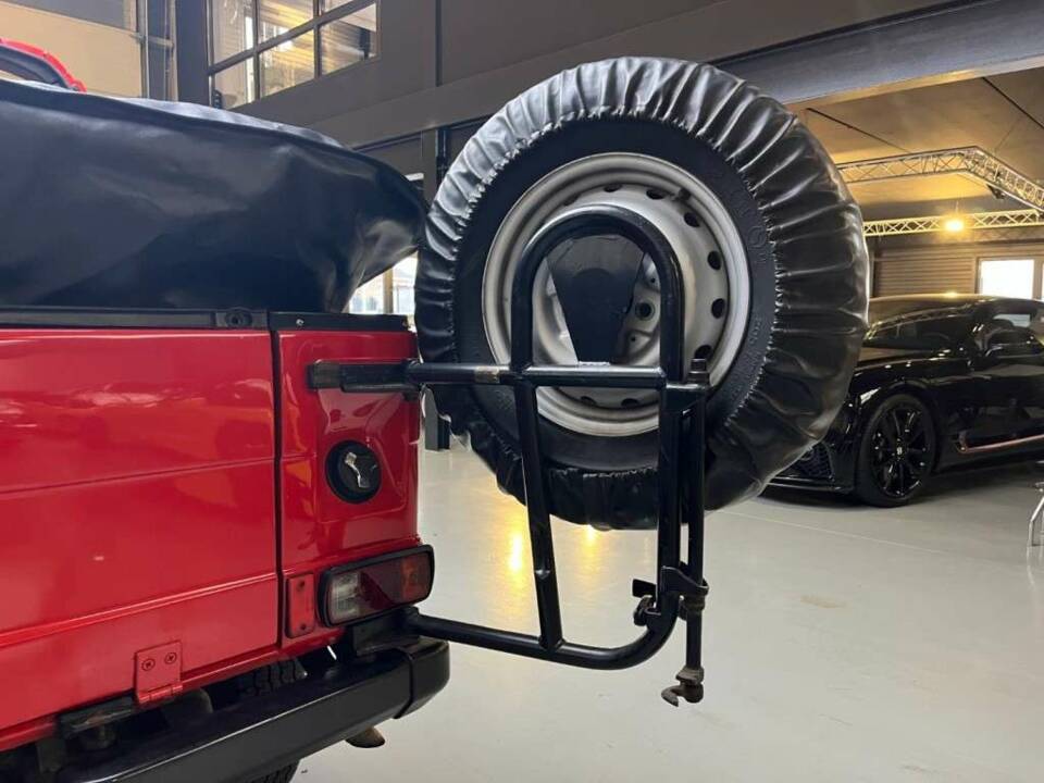 Image 14/50 de Mercedes-Benz 230 CE (1981)