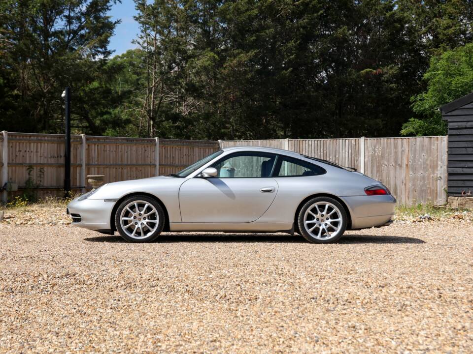 Bild 13/38 von Porsche 911 Carrera (1998)