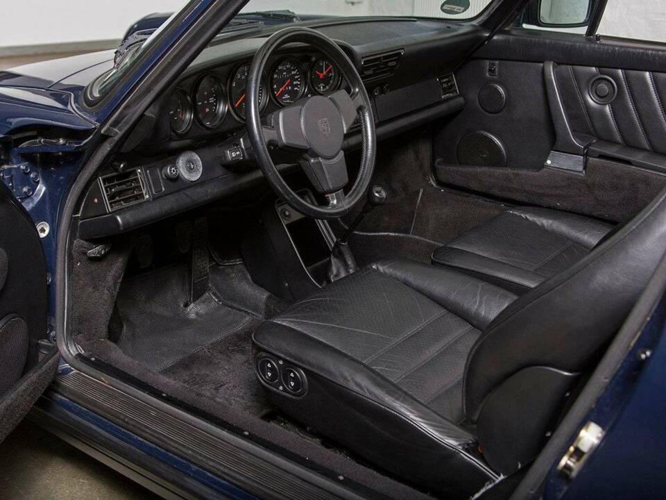 Bild 29/36 von Porsche 911 Carrera 3.2 (1987)