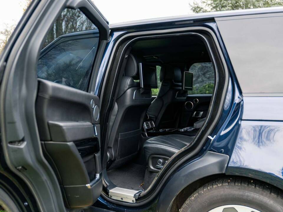 Image 34/38 of Land Rover Range Rover V8 SV Autobiography (2016)