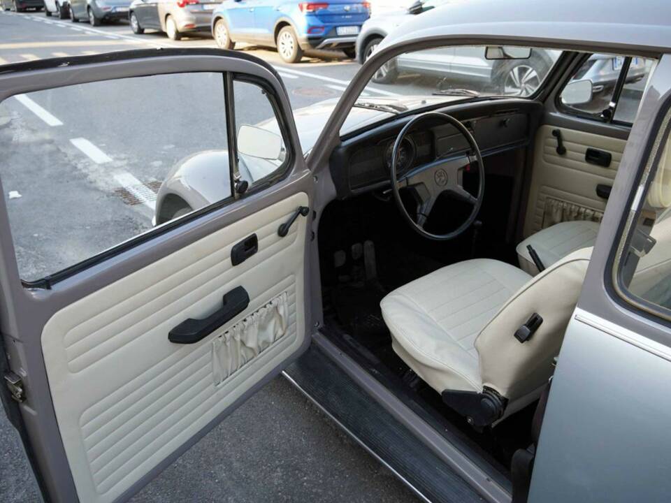 Bild 11/19 von Volkswagen Beetle 1200 L (1980)