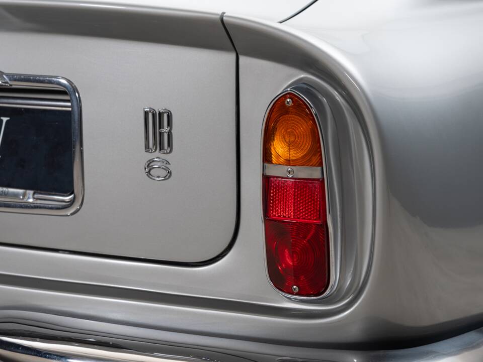 Bild 15/36 von Aston Martin DB 6 Vantage (1966)