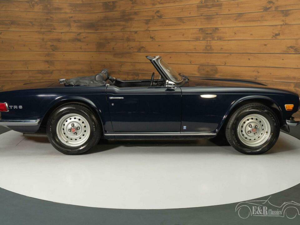 Immagine 8/19 di Triumph TR 6 PI (1973)