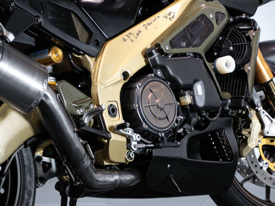 Bild 35/50 von Aprilia DUMMY (2002)