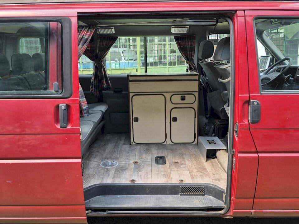 Bild 38/71 von Volkswagen T4 California 2.4 D (1994)