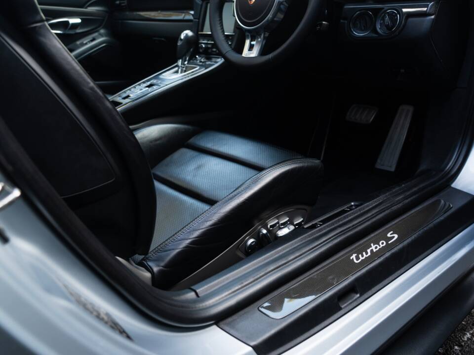 Image 45/57 of Porsche 911 Turbo S (2013)