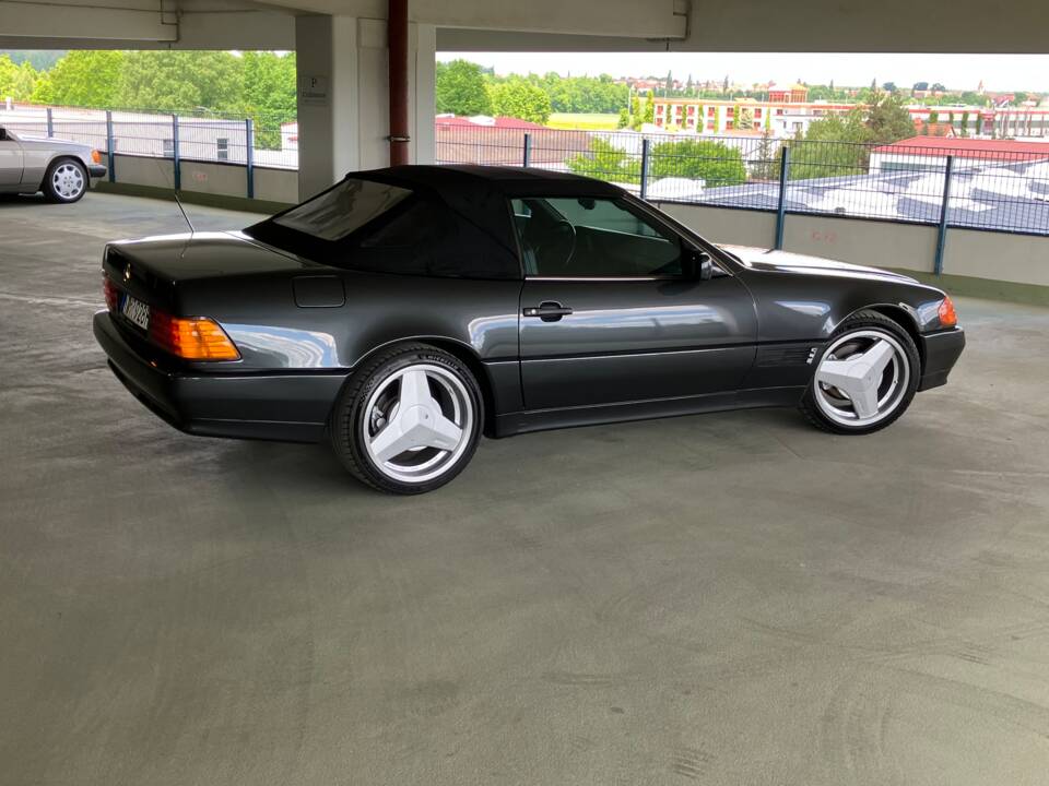 Bild 7/25 von Mercedes-Benz 300 SL-24 (1991)
