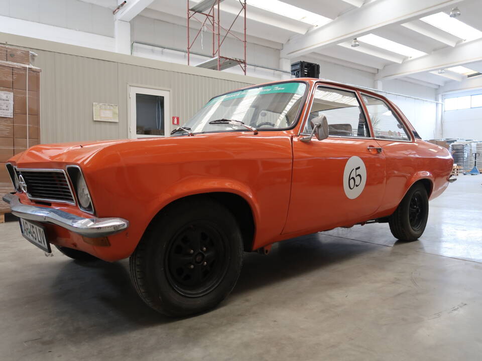 Bild 18/67 von Opel Ascona Caravan 1,9 S (1975)