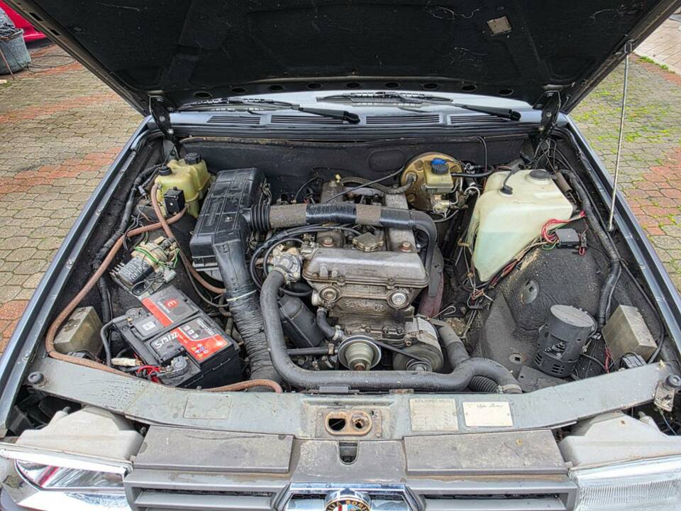 Bild 10/38 von Alfa Romeo 90 2.0 V6 Super (1985)