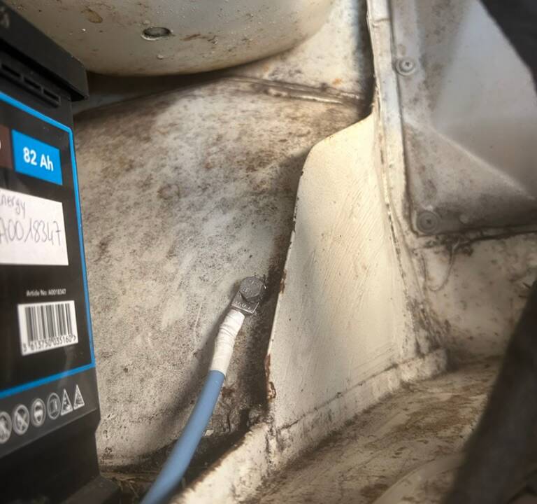 Bild 48/51 von Volkswagen T2a Kombi (1971)