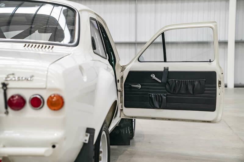 Afbeelding 30/50 van Ford Escort RS 2000 (1971)